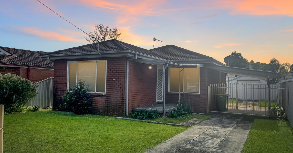 30 Dorothy Avenue, Woy Woy NSW 2256