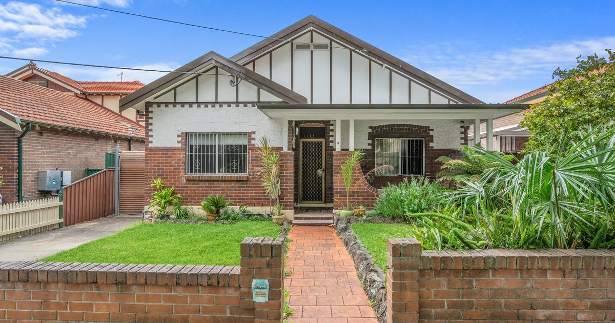 18 Ivanhoe Road, Croydon NSW 2132