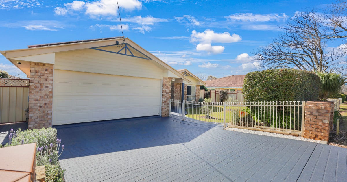 17 Pillar Street, Middle Ridge QLD 4350 - property.com.au