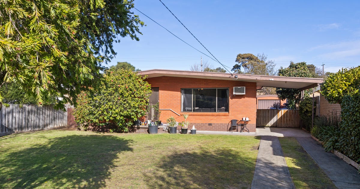 32 Warranilla Avenue, Rosebud VIC 3939