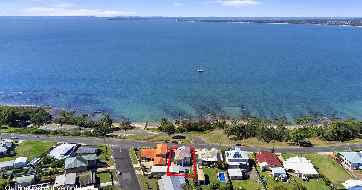 99 Esplanade, Point Vernon QLD 4655