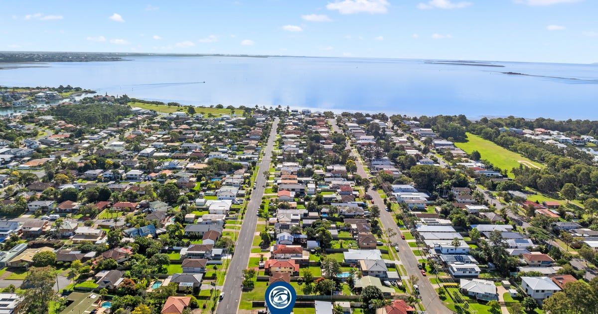 11 Murray Street, Birkdale QLD 4159