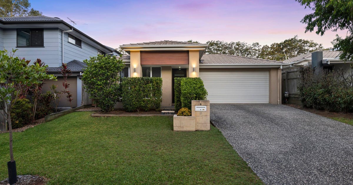 8 clyde court wakerley qld 4154 hotsell