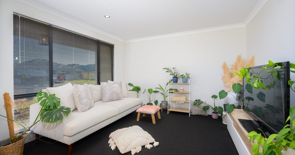 33 Chalgrove Road, Madora Bay WA 6210