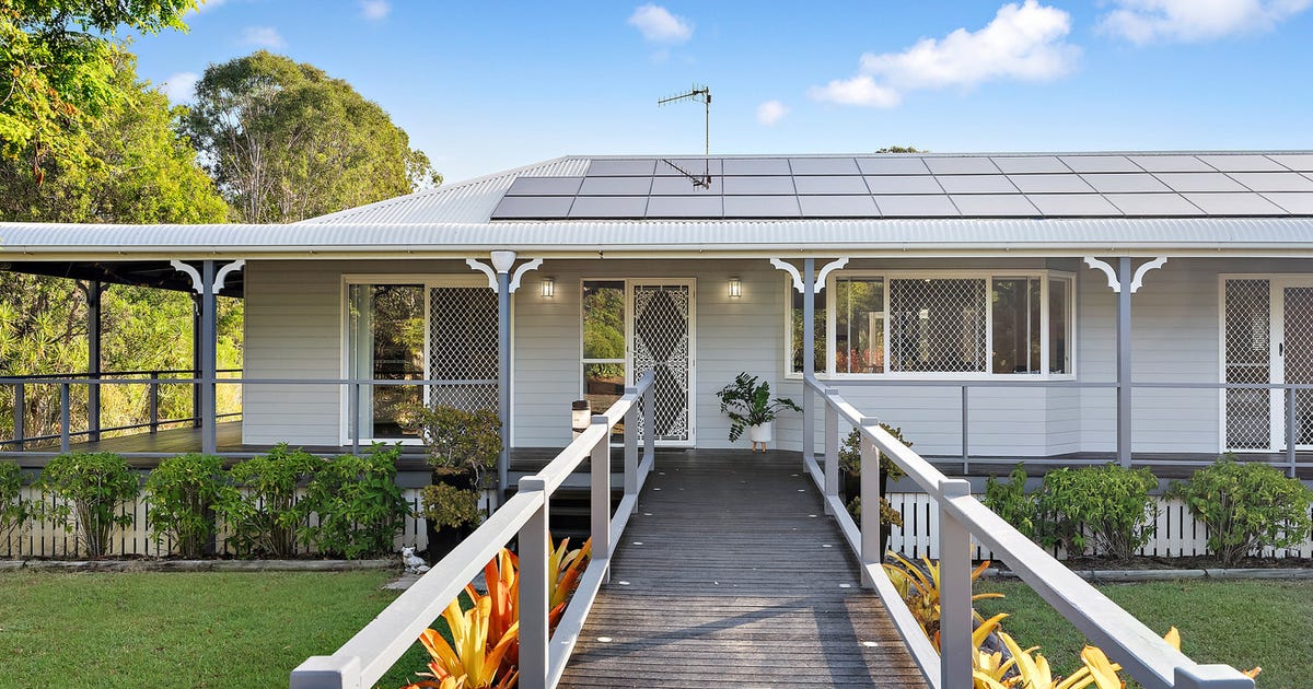 13 Silverdale Court, Cooroibah QLD 4565