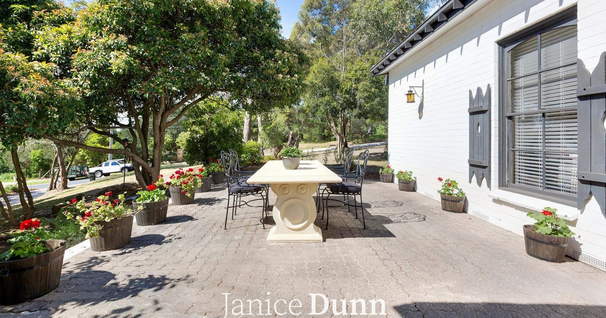 4 Seaview Road, Frankston South VIC 3199