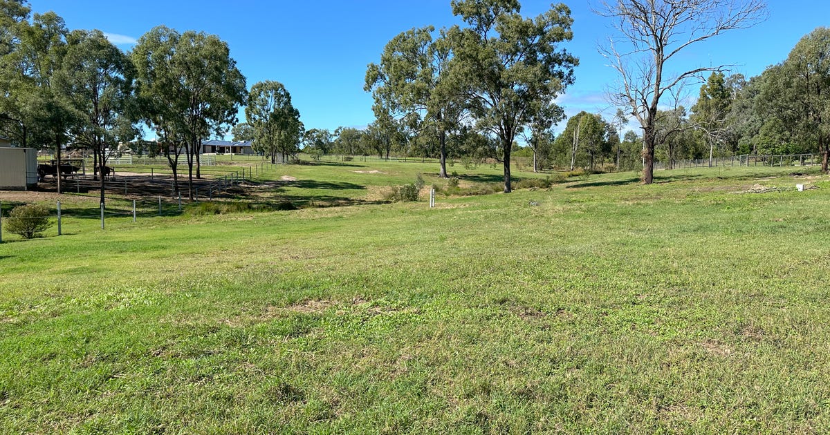 2 Horton Place, Regency Downs QLD 4341