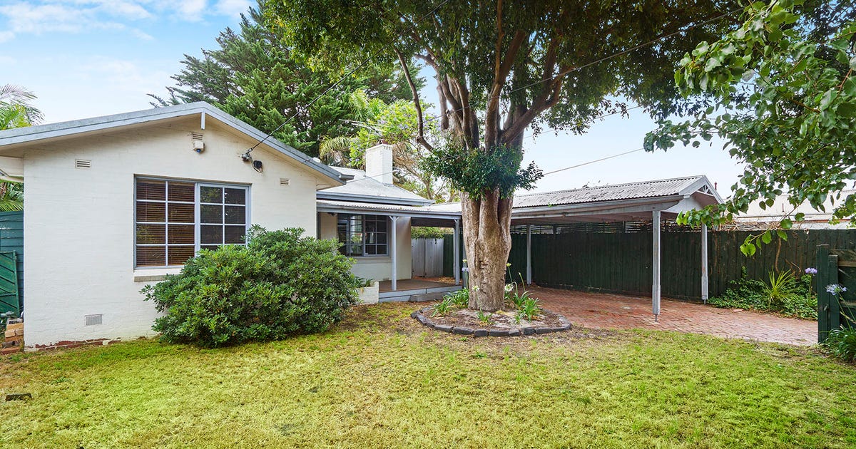 53 Raynes Park Road, Hampton VIC 3188 - property.com.au