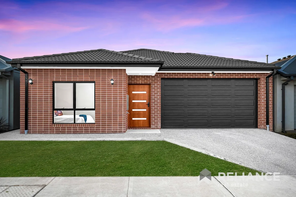 78 Bluebottle Parade, Rockbank, VIC 3335