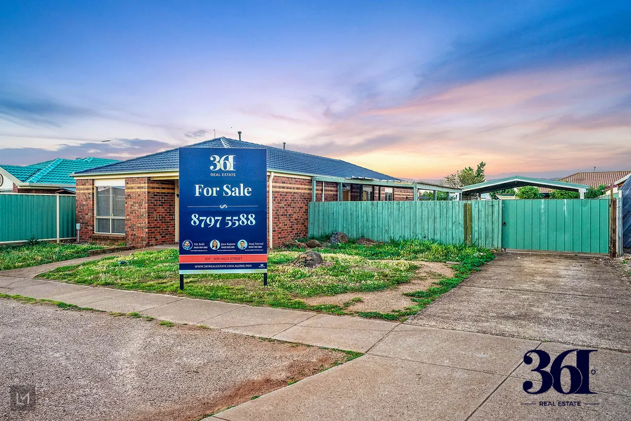 39 Denny Place, Melton South, VIC 3338 