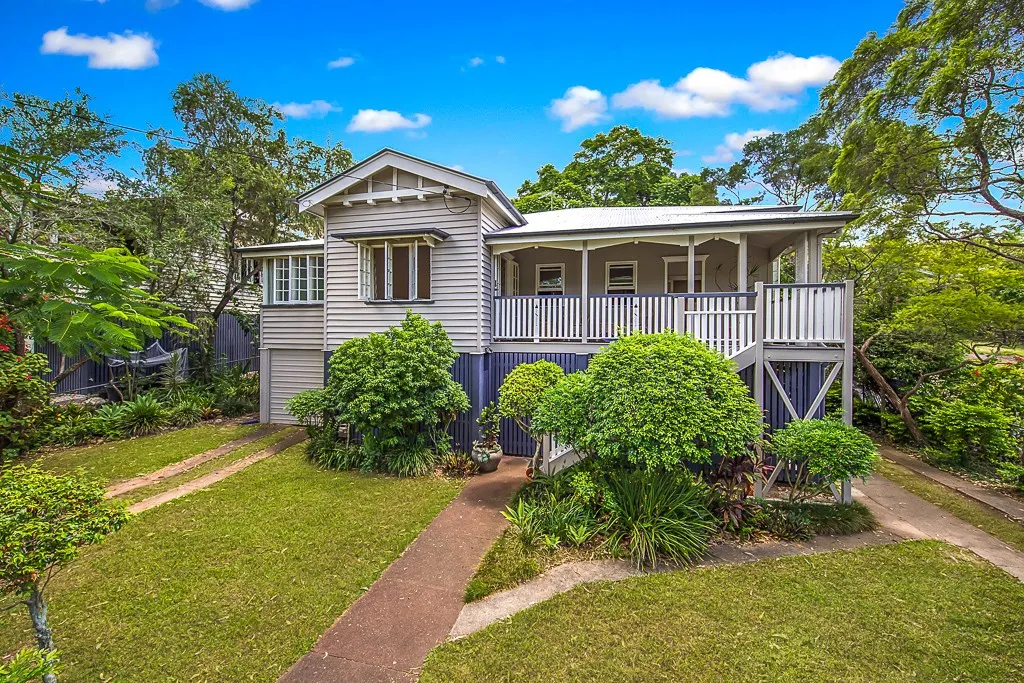 42 David Avenue Bardon QLD 4065 property .au