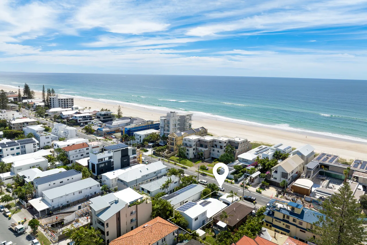 92 Albatross Avenue Mermaid Beach QLD 4218 property .au