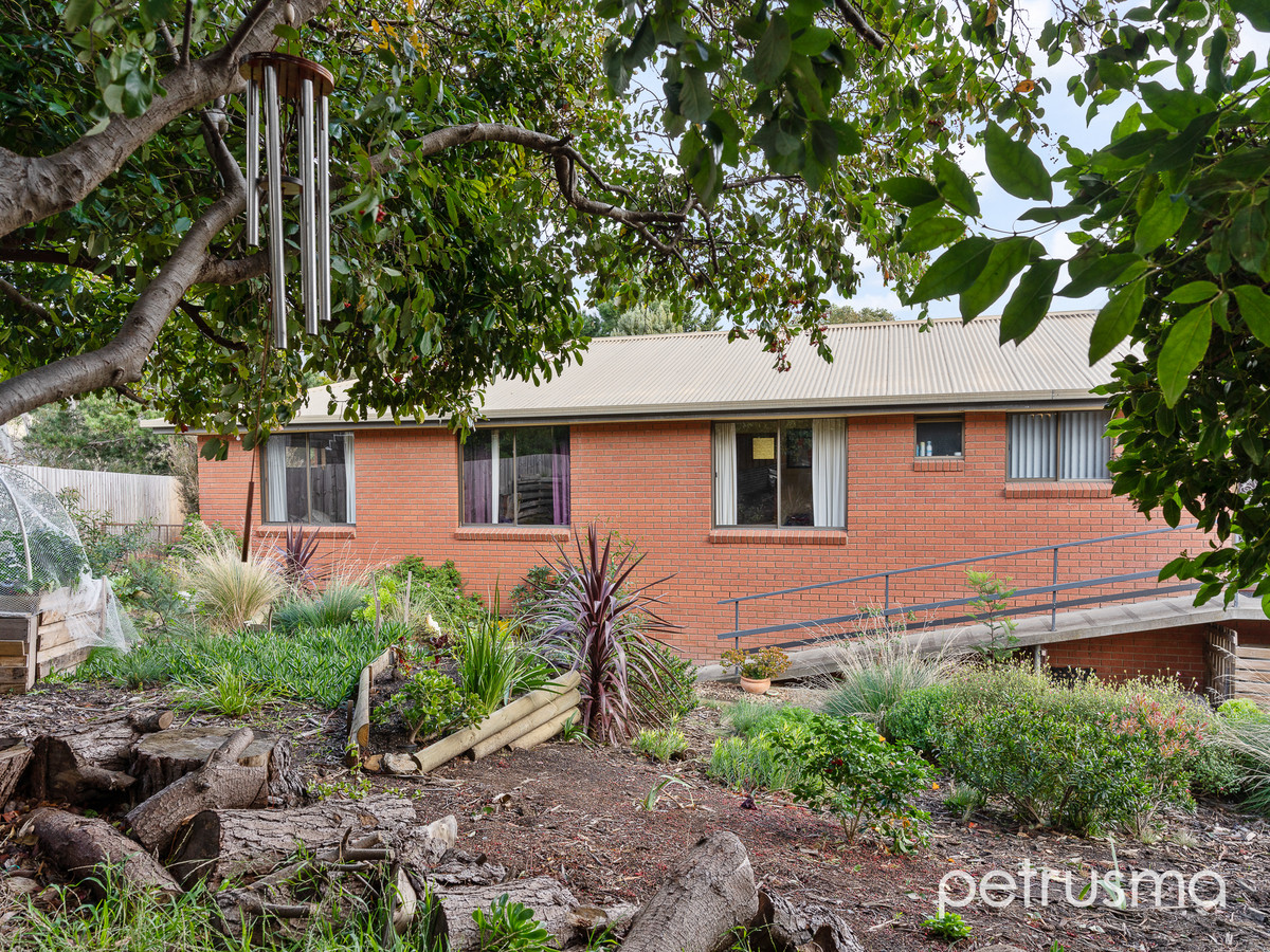 3 Clyde Court Lenah Valley TAS 7008 property