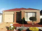 54 Wyperfeld Circuit Caroline Springs Vic 3023