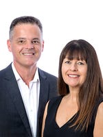 Pete & Liza ~ Sell Realty ~