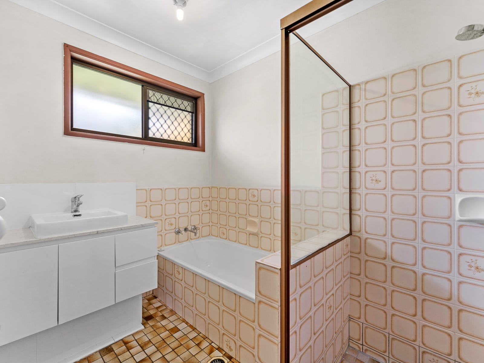 Property image – photo 9