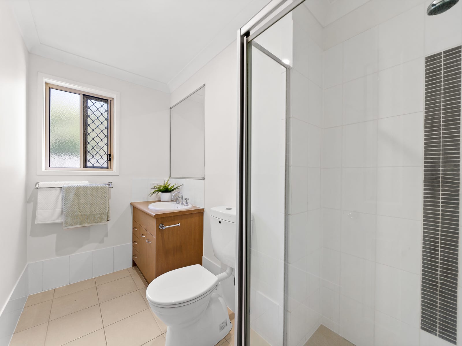 Property image – photo 8