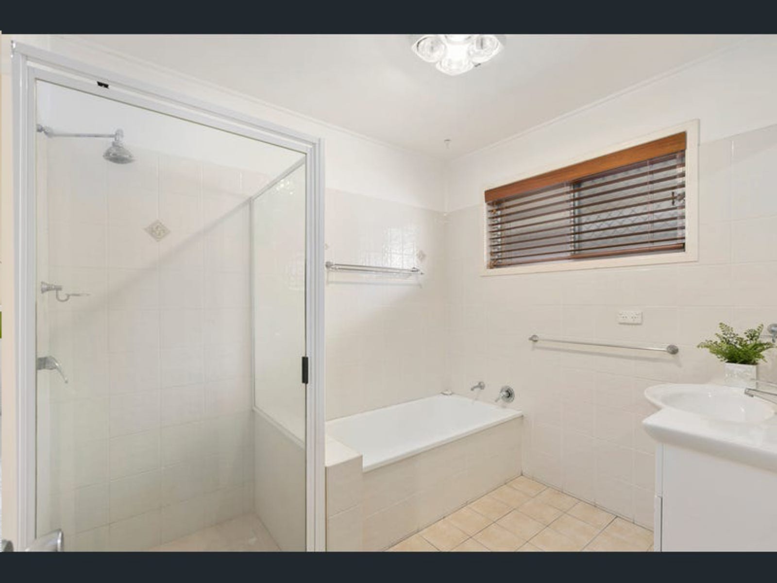 Property image – photo 12