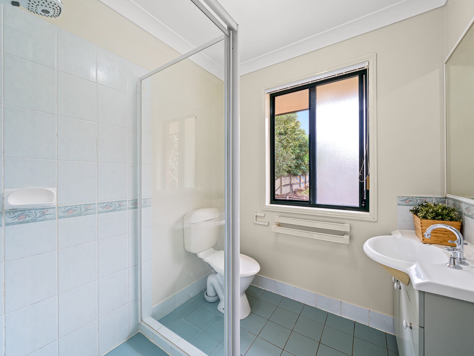 Property image – photo 12