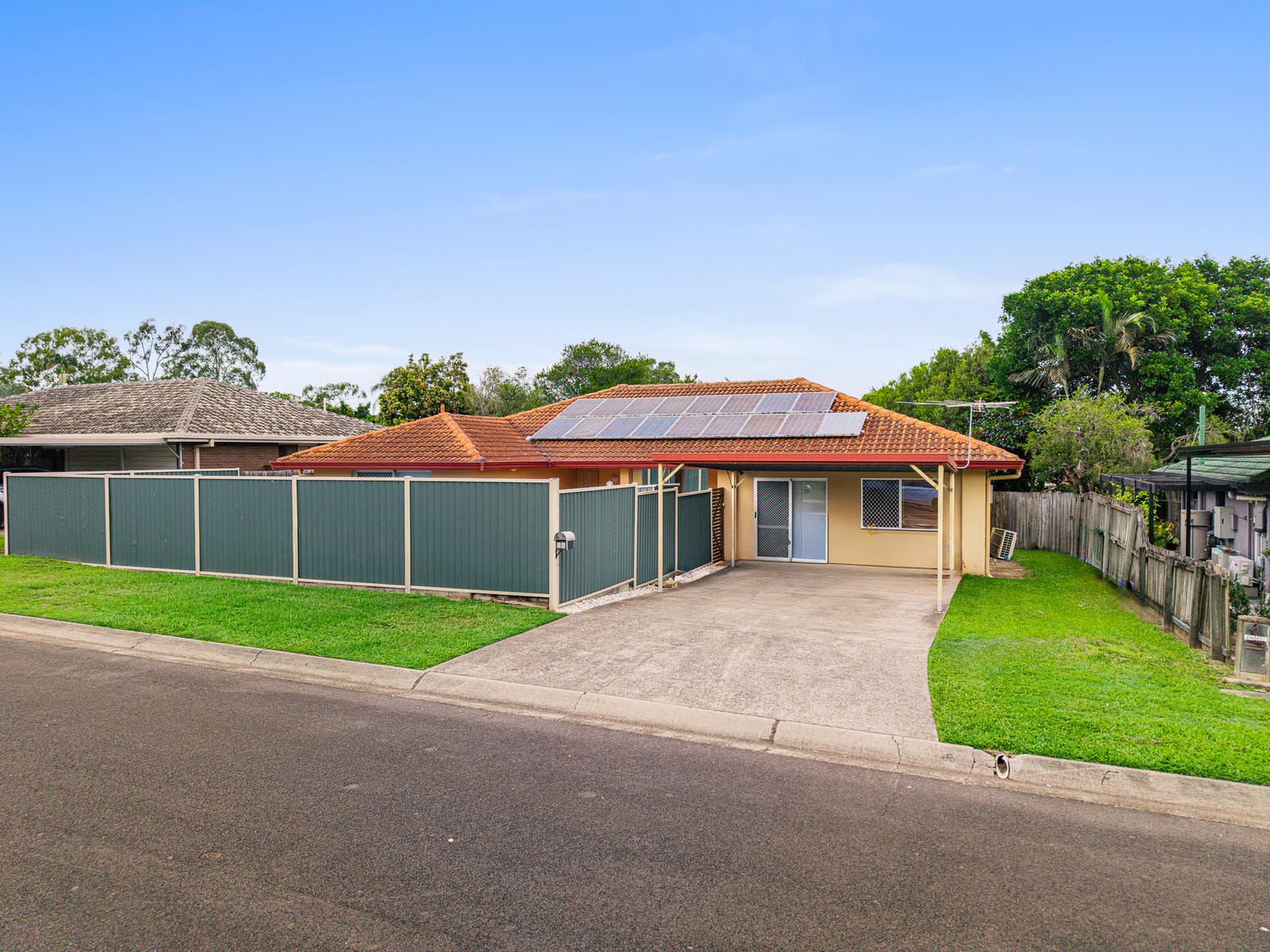 Property image – photo 1
