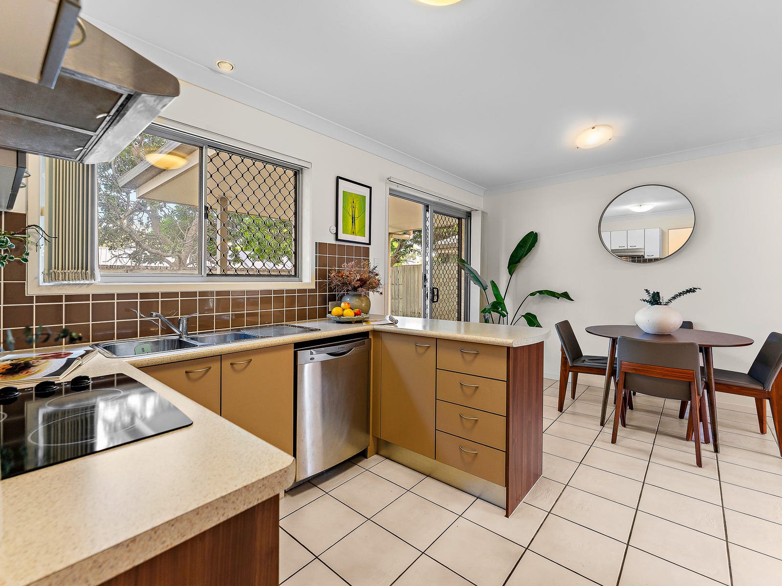 Property image – photo 6