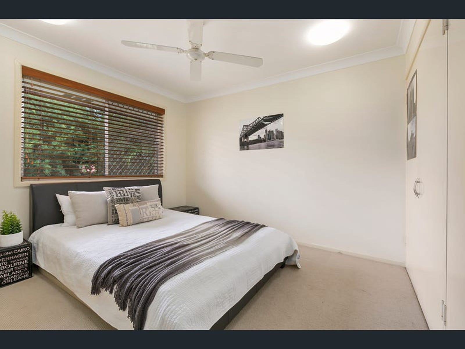 Property image – photo 9