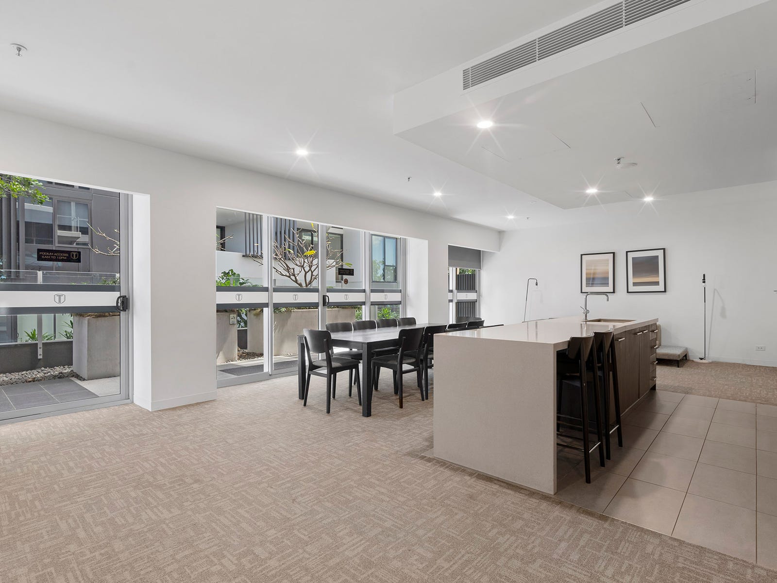 Property image – photo 4