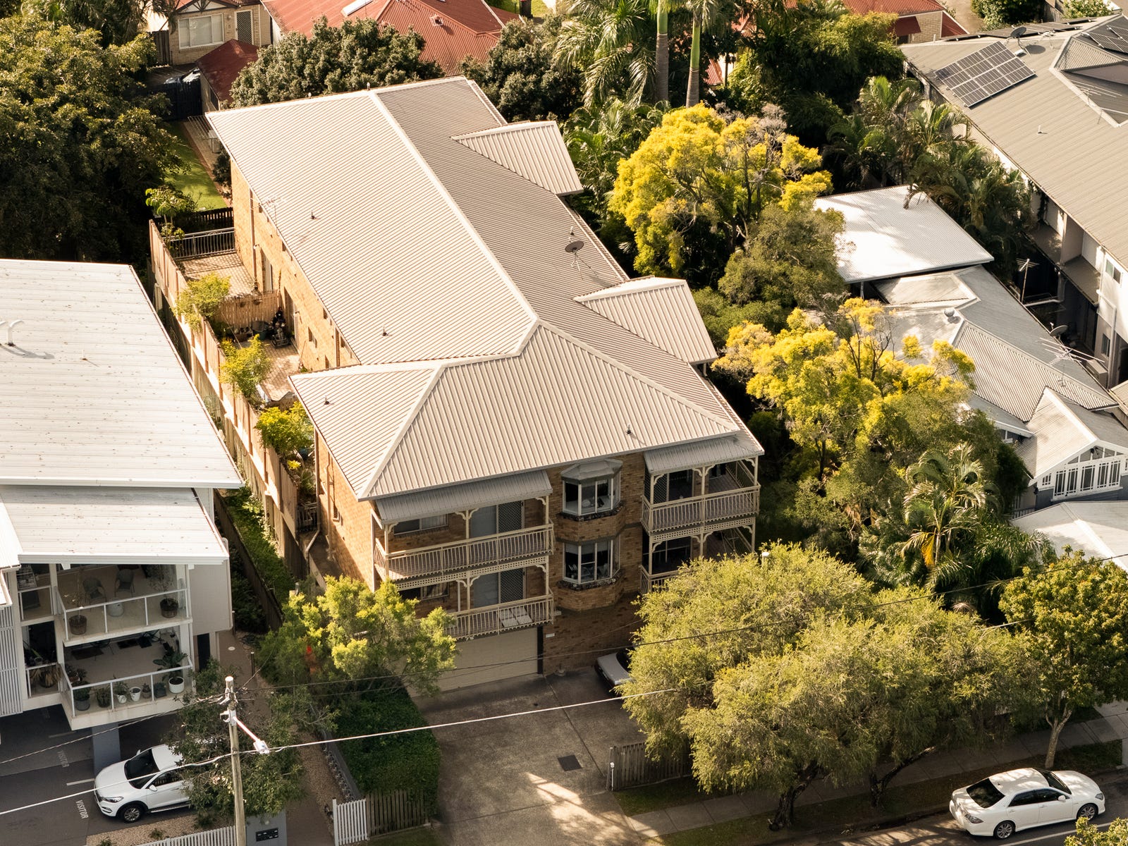 1-8/76 Lamington Avenue, Ascot QLD — 16 bed For Sale