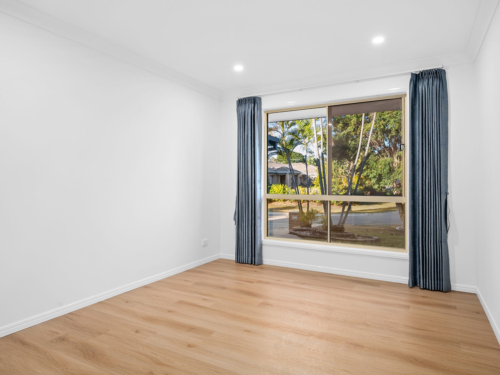 Property image – photo 9