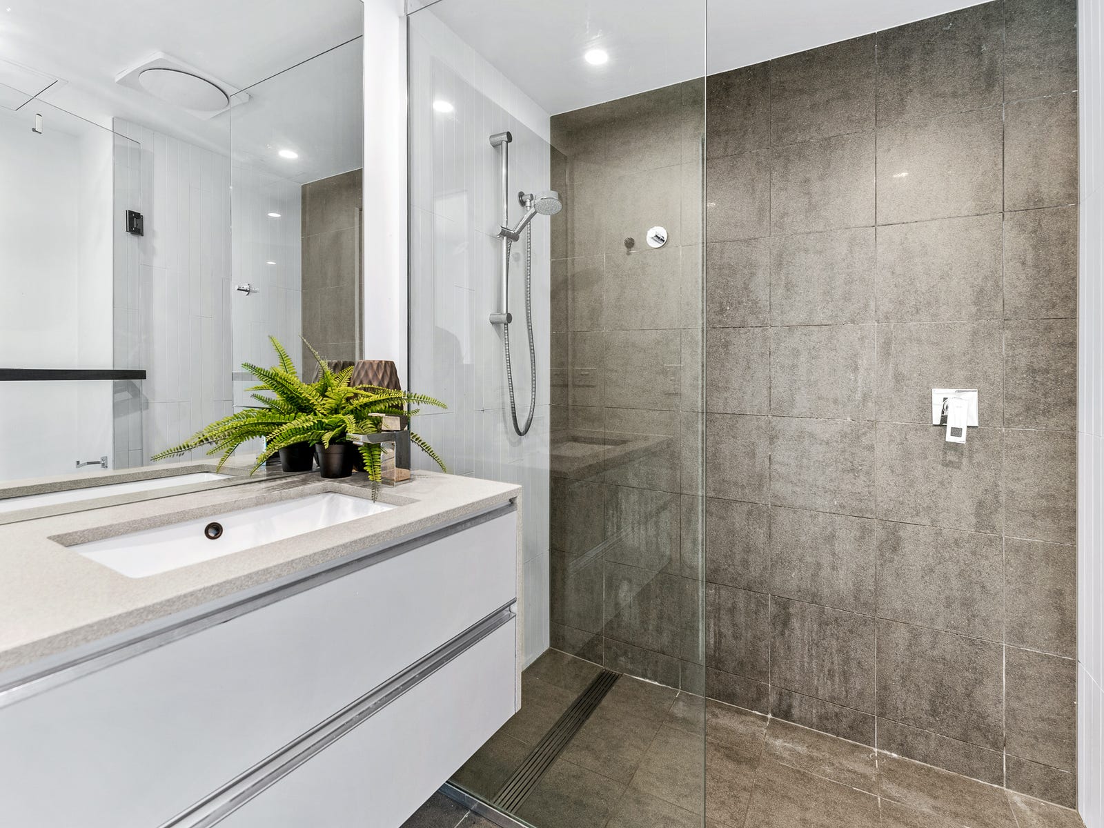 Property image – photo 17