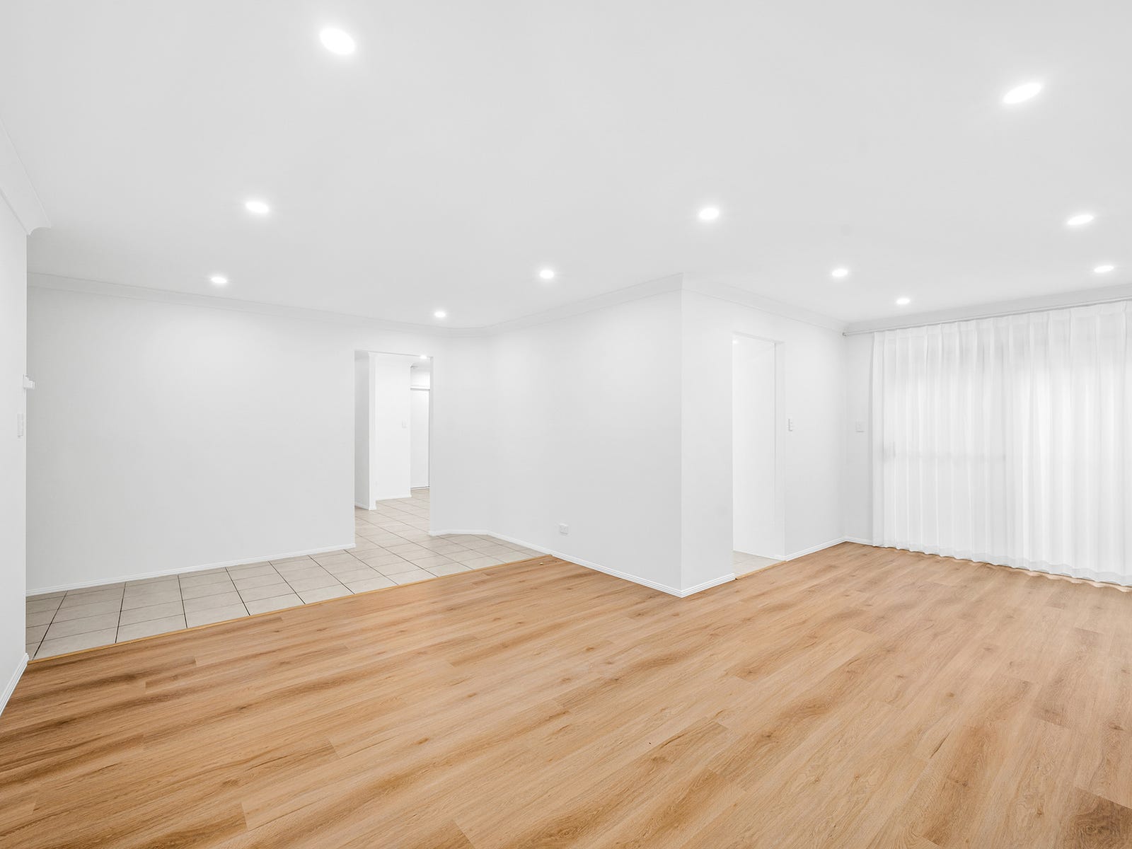 Property image – photo 2