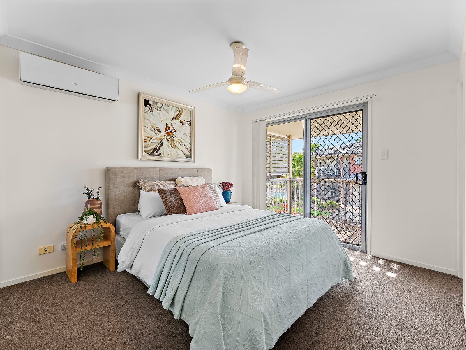 Property image – photo 8
