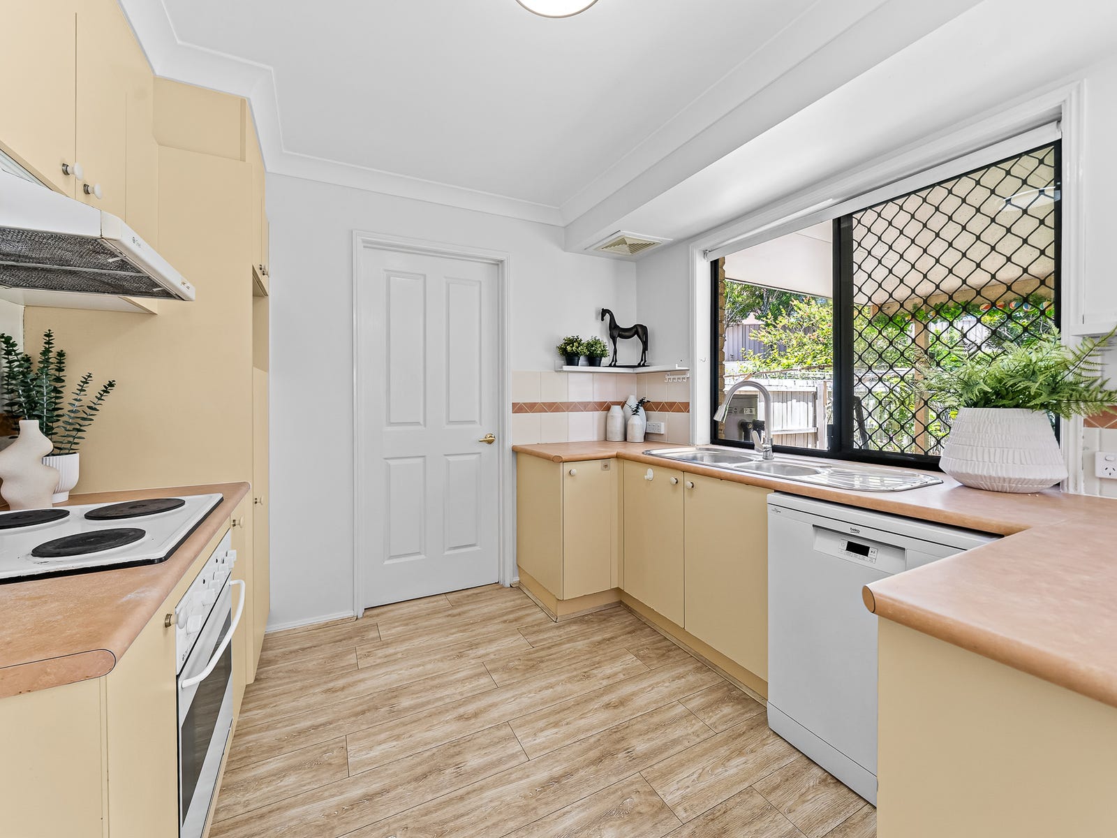 Property image – photo 5