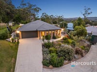 1 Mahogany Place, Fennell Bay, NSW 2283