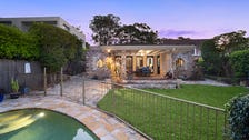 Property at 4 The Parapet, Castlecrag, NSW 2068