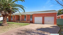 Property at 4 Baringa Place, Hillvue NSW 2340