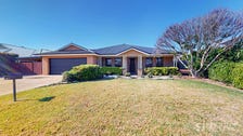 Property at 8 Manning Place, Dubbo, NSW 2830