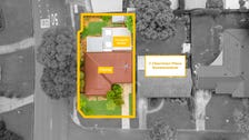 Property at 1 Charmian Place, Rosemeadow, NSW 2560