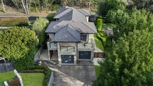 Property at 13 Eulahbar Crescent, Armidale, NSW 2350