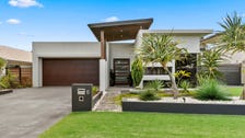 Property at 6 Vanillalily Close, Banksia Beach, QLD 4507