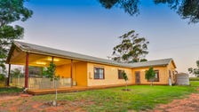 Property at 463 Pawson Avenue, Cardross, VIC 3496