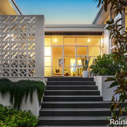 39 Cooloongatta Road, Beverly Hills