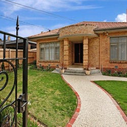 Charming Street, Hampton East (VIC) - Explore Local Property Market