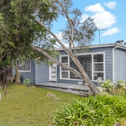 297 Pacific Highway, Belmont North, NSW 2280