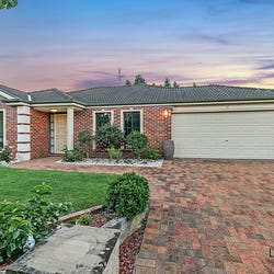 21 The Parkway, Beaumont Hills, NSW 2155