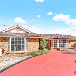 55 Lord Howe Drive, Green Valley