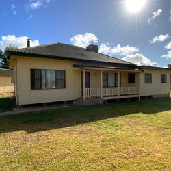 2A Coonong Street, Griffith