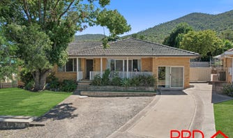 Property at 4 Maple Place, East Tamworth