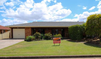 Property at 12 Woodward Avenue, Singleton Heights