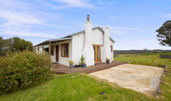 Property at 8 Isabella Street, Hillgrove